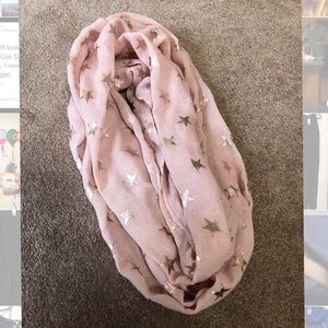 Infinity scarf